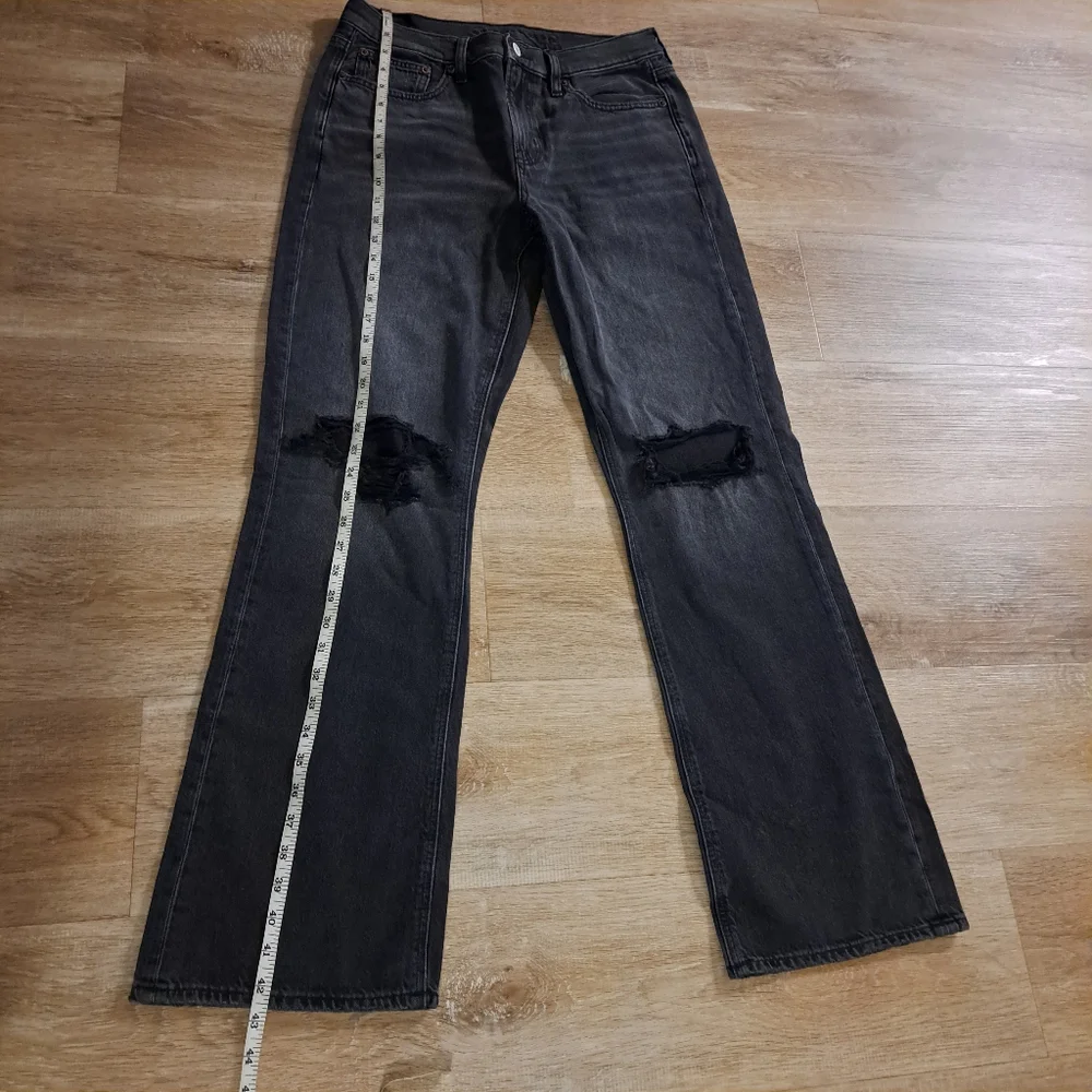 American Eagle Rocker Black Bootcut Distressed Jeans Women's Size 8 NWOT